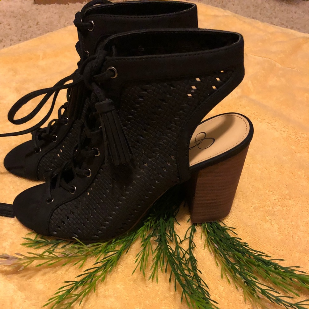Jessica Simpson Black Lace-Up Peep-Toe Block Heel Sandals